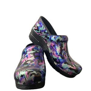 Dansko New Women's Professional Clogs Mermaid Patent size 38
